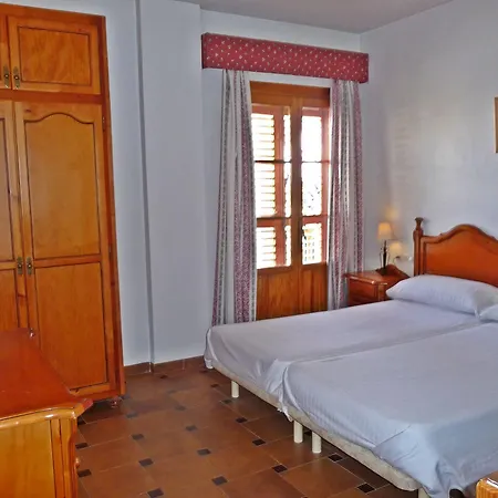 Maria Luisa Hotel 3*